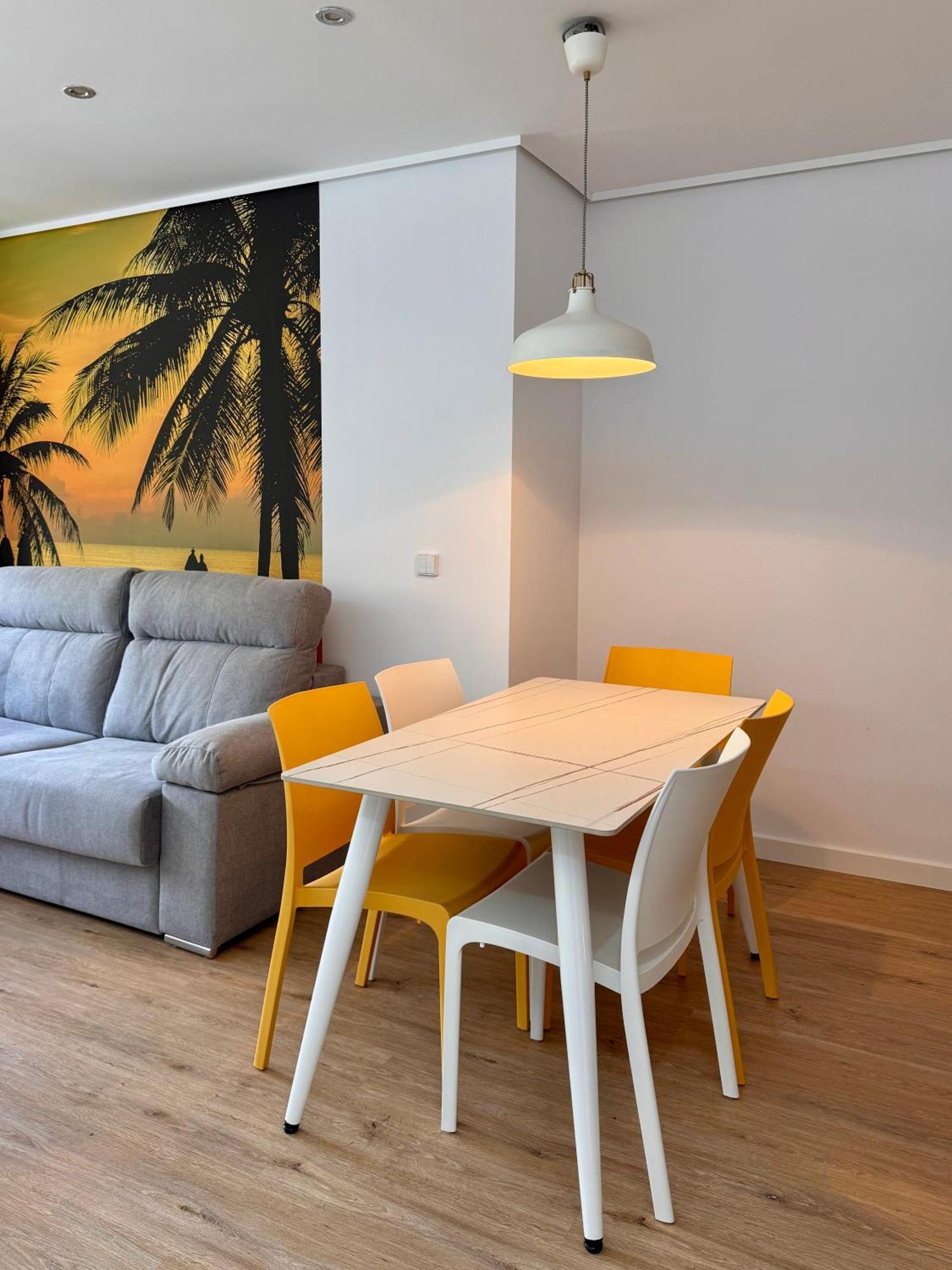 Color Apartment *