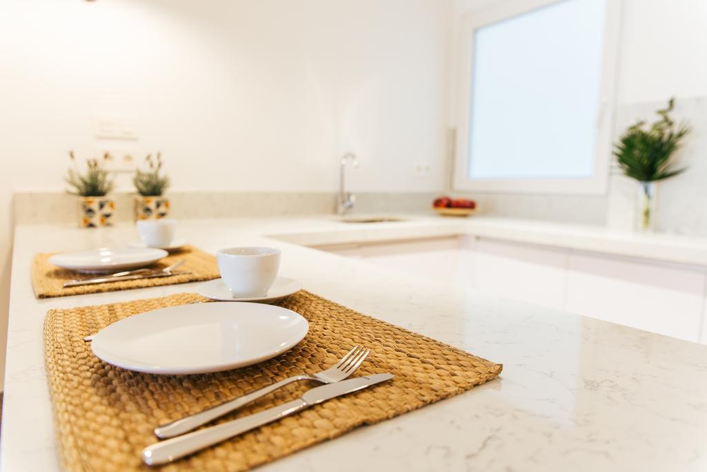 The Lucky Flats - Liorna * Alicante