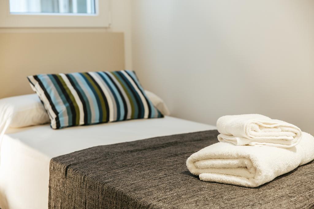 The Lucky Flats - Liorna Apartment