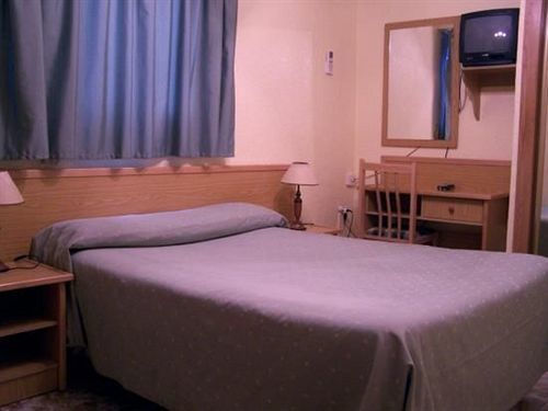 Hotel Lc Urbano *