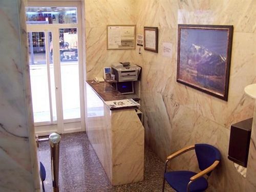 Hotel Lc Urbano *