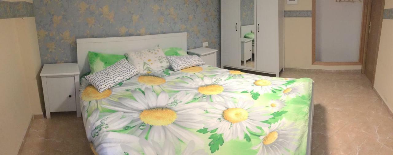 Appartement 3 Bedroom Garbinet *