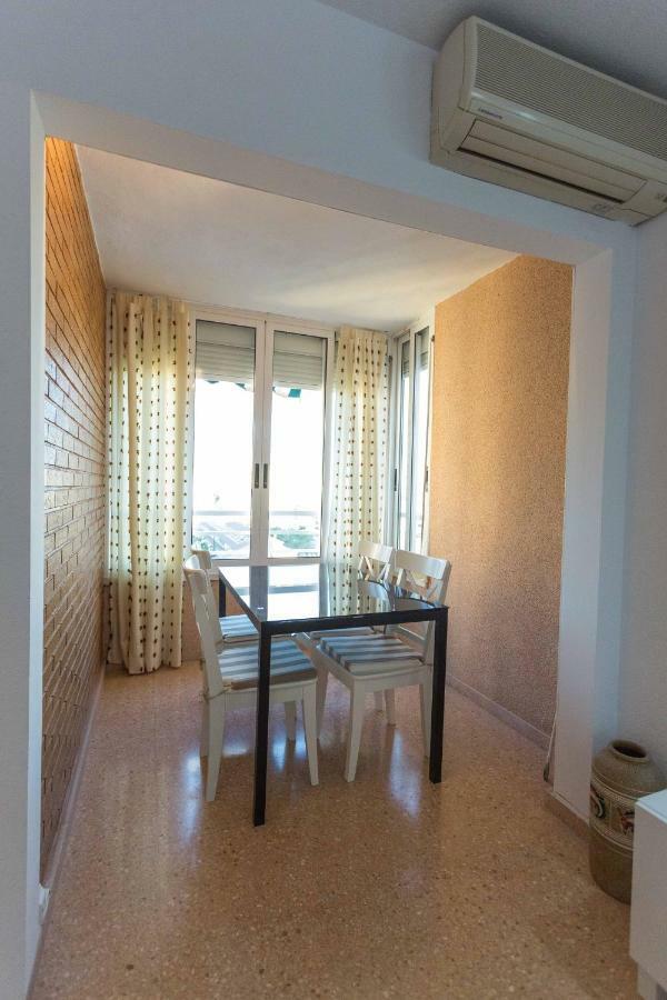 Apartamento Nations With Pool
