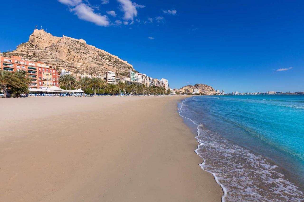 3 Bedroom Garbinet * Alicante