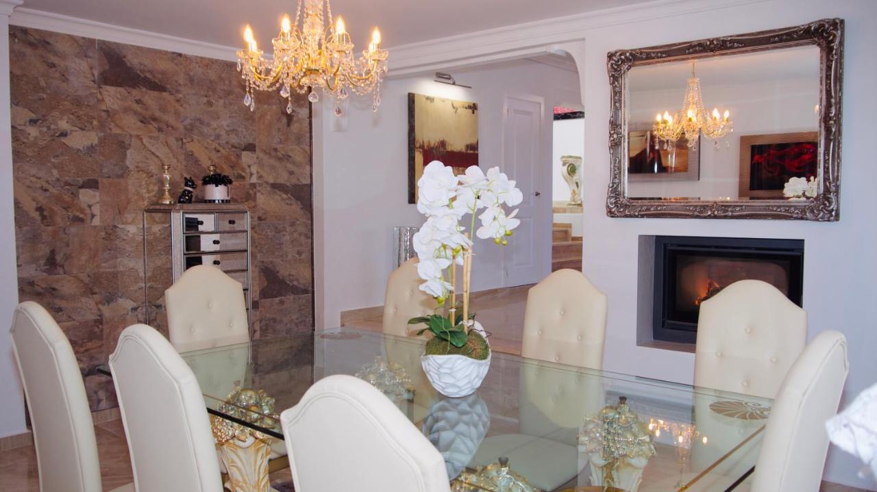 Villa Rosa *