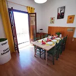 Ginger Apartment