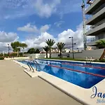 Green Hills Luxury Apartment With Comm Pool