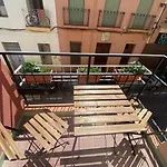 Cozy Apartment In Centre Of Alicante Near Plaza De Toros