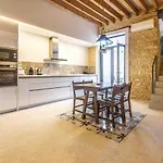 Plaza De Toros Suites B