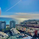 Sea Views Apartment