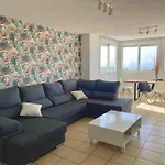 Sea Views Apartment