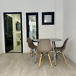 Alcala Galiano 81 By United Renters