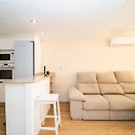 Modern Beachside Apartment In La Albufereta