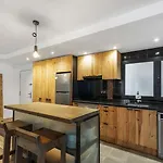 Design Apartment In Center Of Alicante With Ac