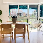 Cosy Flats Luceros