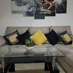 Pintor Lorenzo Casanova Apartment
