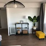 Sun & Beach Apartment Carivoguest II