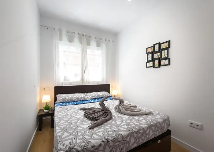 Cozy 3 Bed Apartment In The Heart Of Alicante