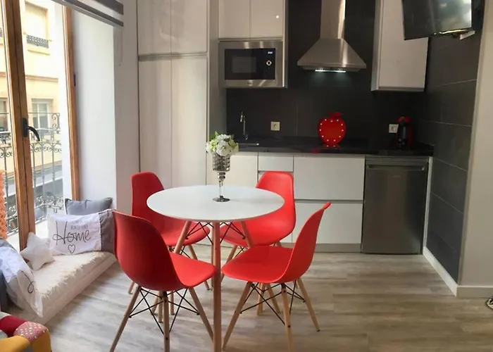 Apartamento De Diseno Centrico A 5 Min De Playa