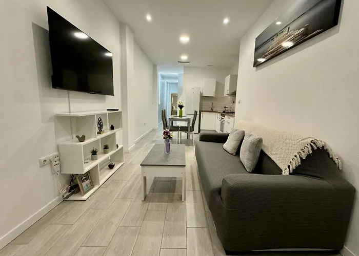 Alcala Galiano 81 By United Renters
