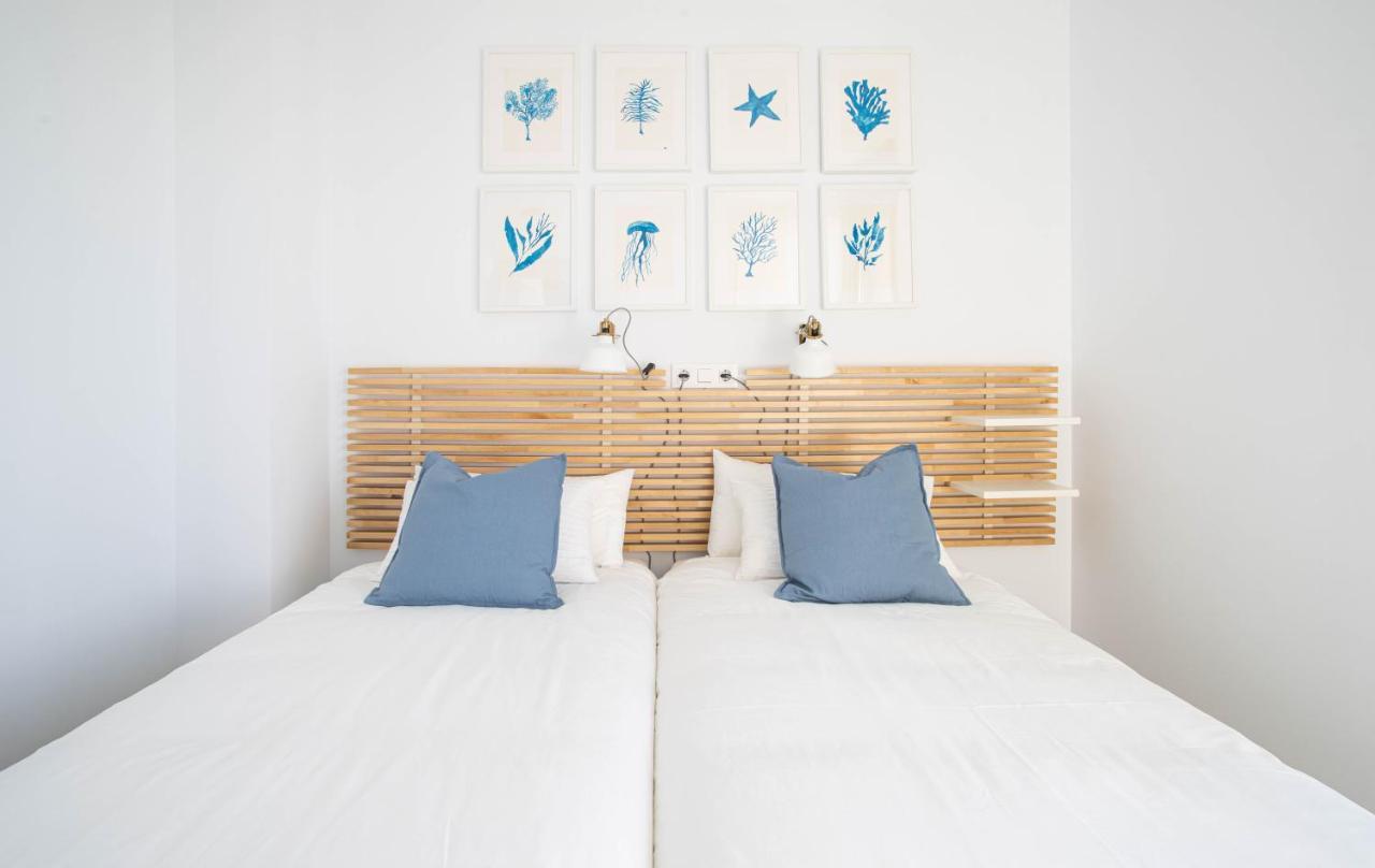 Modern Sea Front East Wind Apartment *