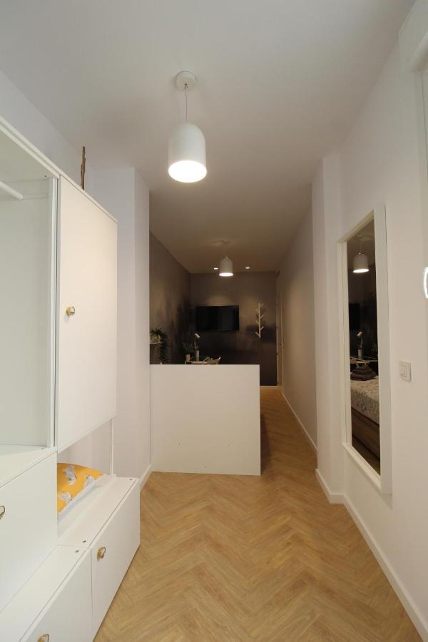 Encanto En El Centro De Apartment