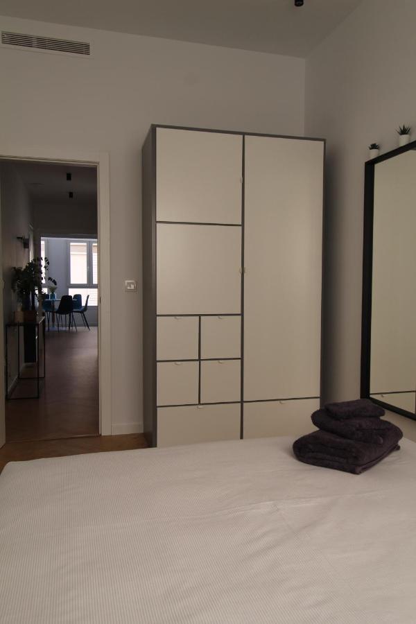 Encanto En El Centro De Apartment