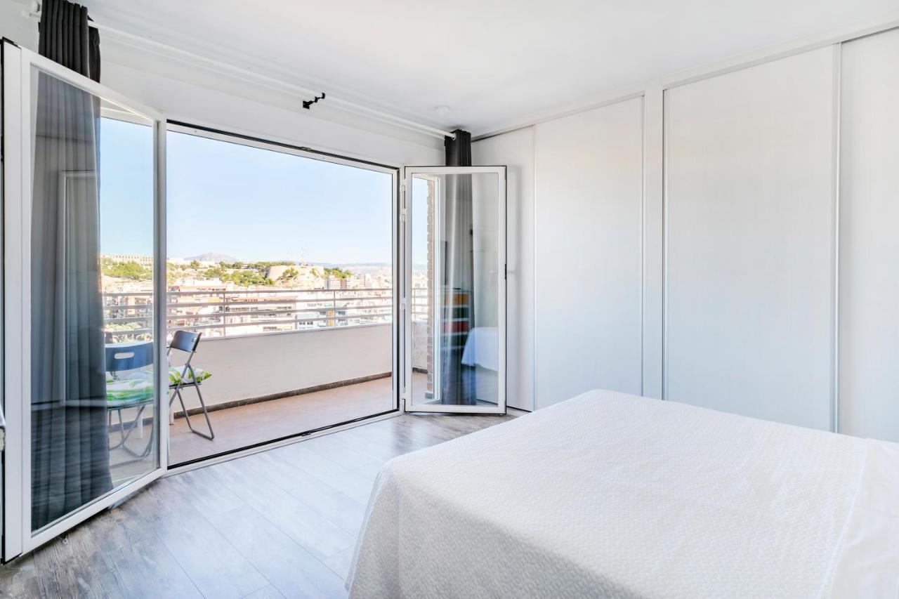 Suite, & Mountain View Apartment Alicante