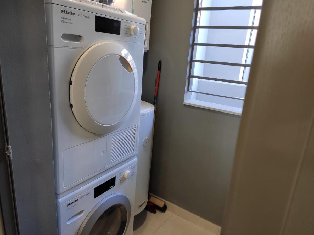5* Apt, Location, Playa San Juan, Heated Pool Apartment Alicante