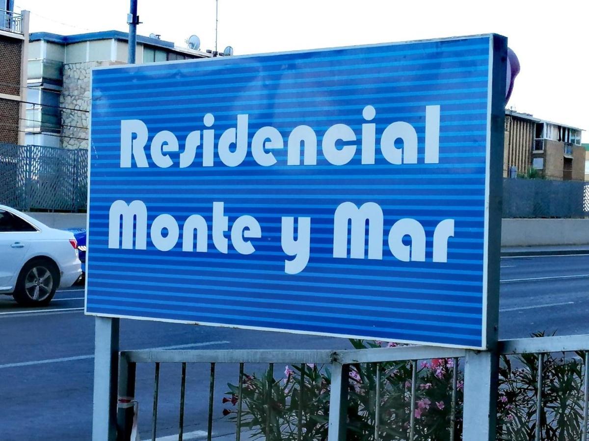 Apartamento Con Terraza Y Vistas Al Mar. Urb Monte Y Mar Apartment *