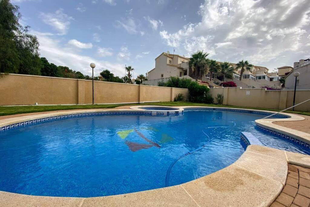 Fontana Golf 2 Bedroom Apartment With Communal Pool Vm19 Apartment