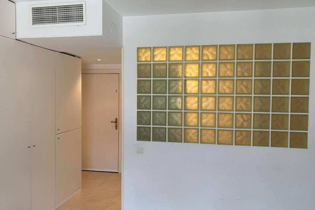 Apartment & Sea View
