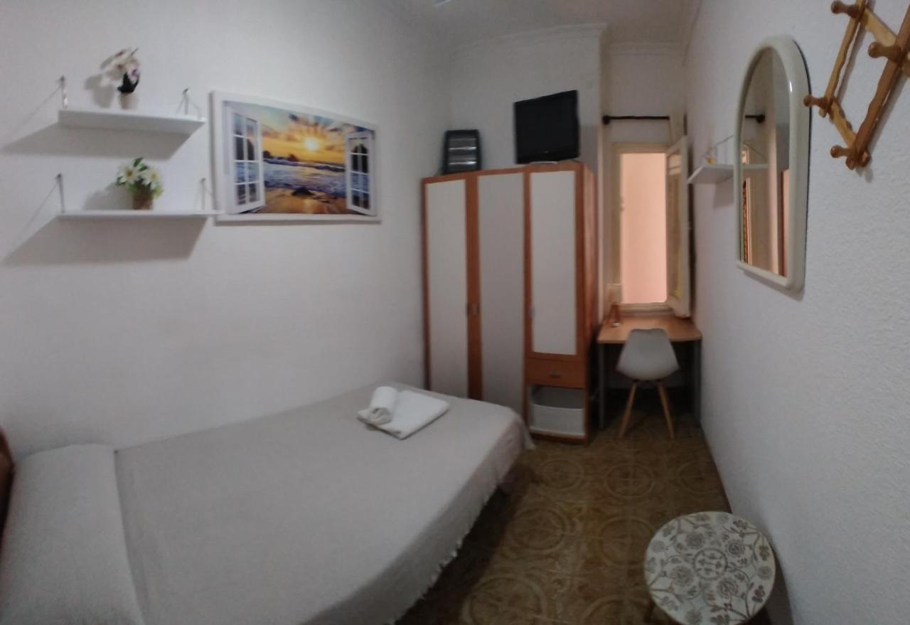 Cozy Single Mercado Central Homestay