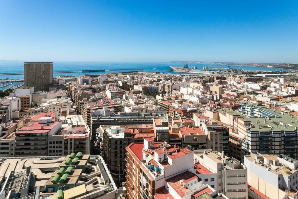 Breathtaking Sea View From Downtown Alicante! *