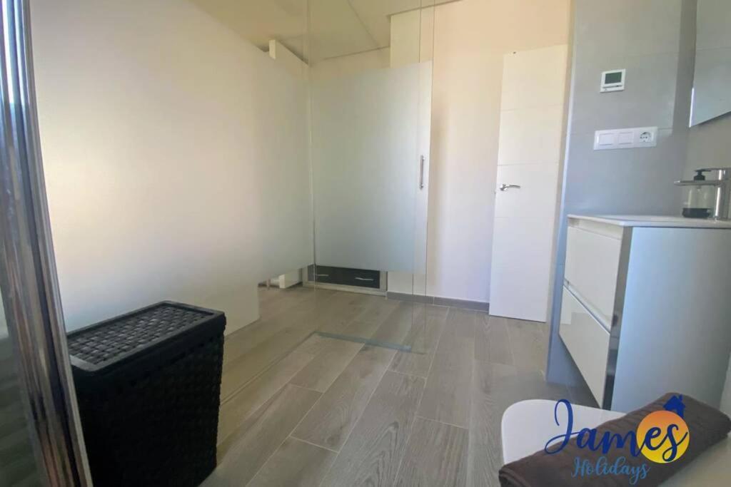 Hills Luxury With Comm Pool Apartamento *