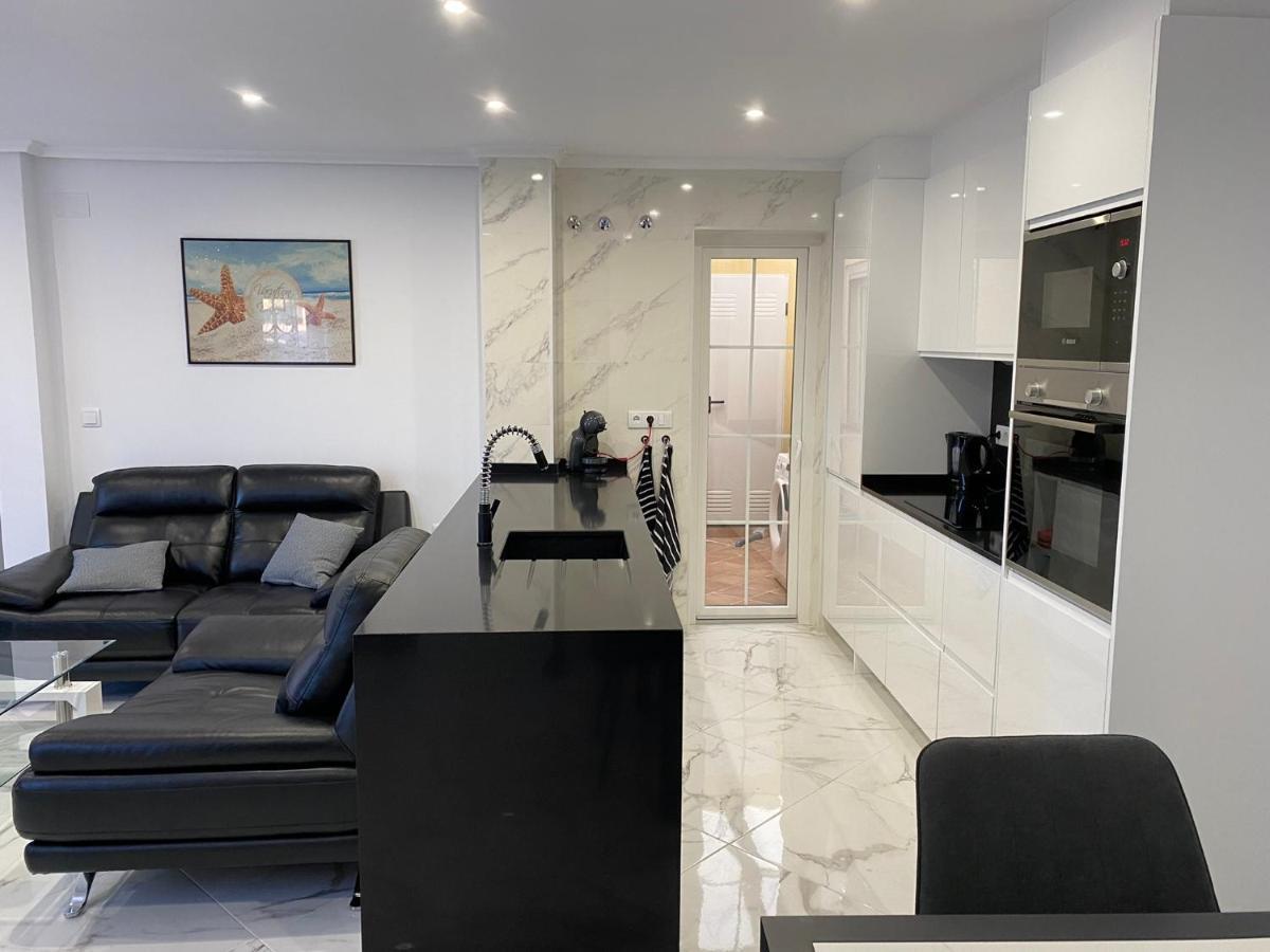 Casa Marina Suerte - Punta Prima, Torrevieja Apartment *