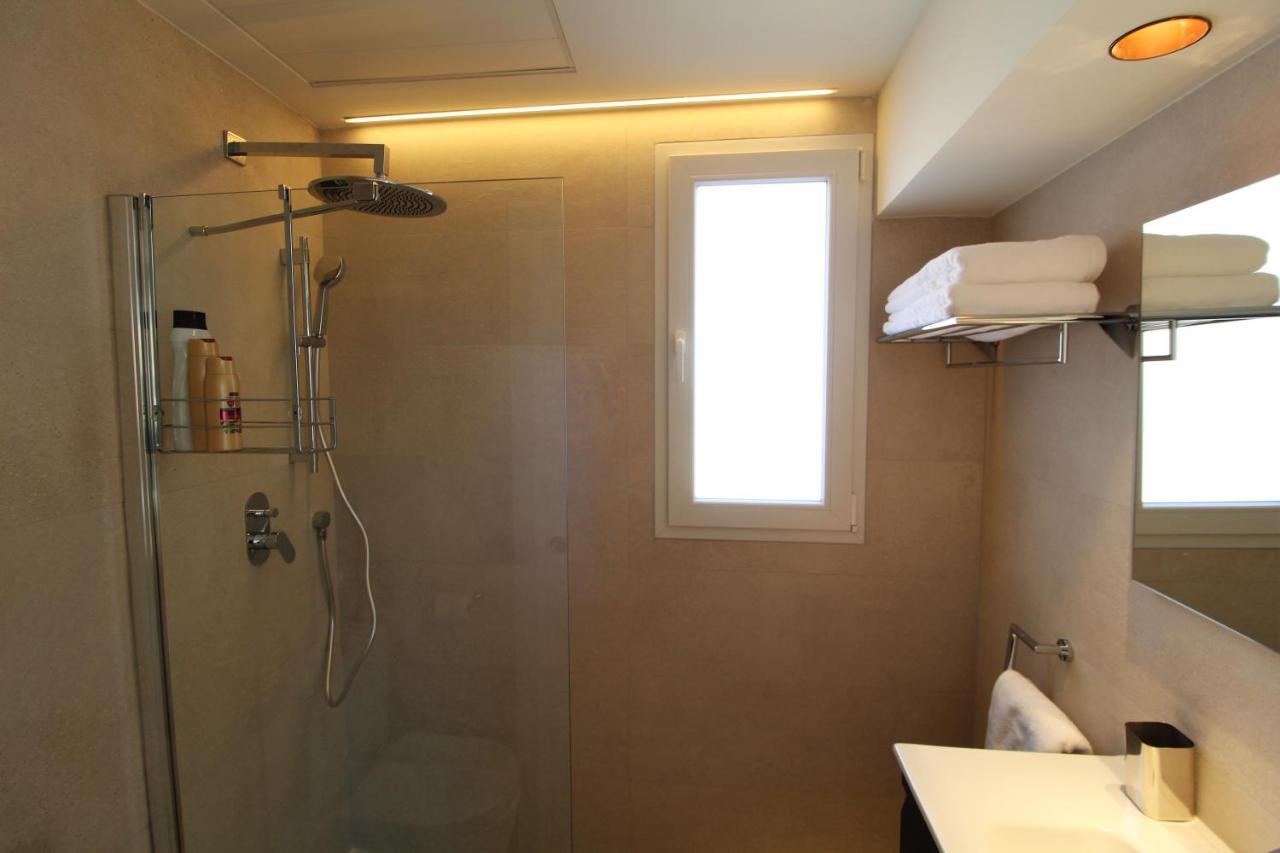 Atico Loft De Lujo Con Terraza Espectacular Y Vista A Los 2 Castillos Appartement *