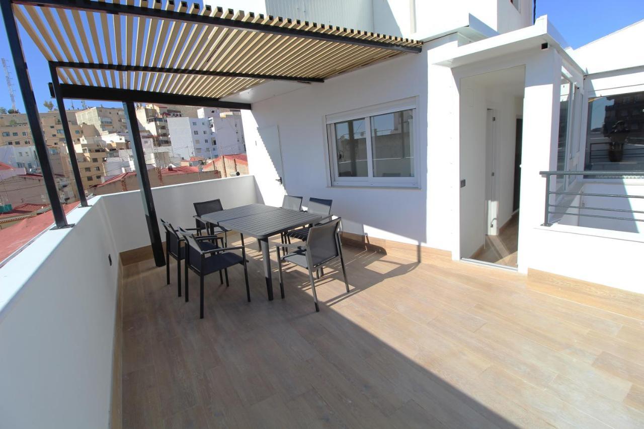 Atico Loft De Lujo Con Terraza Espectacular Y Vista A Los 2 Castillos Alicante