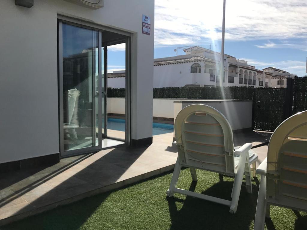 Luxury - Private Pool - Wifi - Solarium