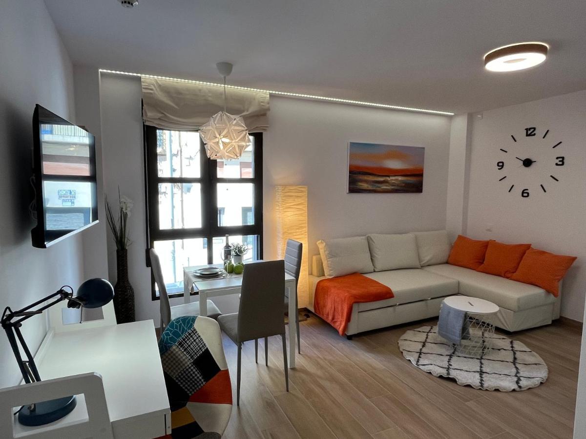 Apartment Alicante Beach Apartment *