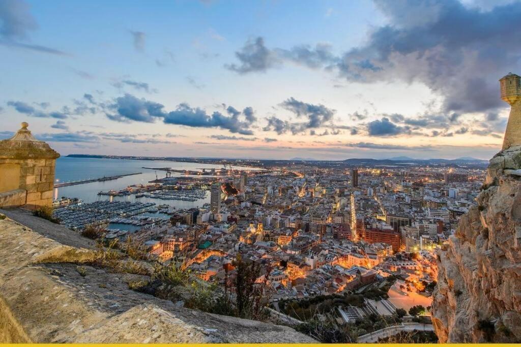 Sweet Nearby The Museum And Apartment Alicante