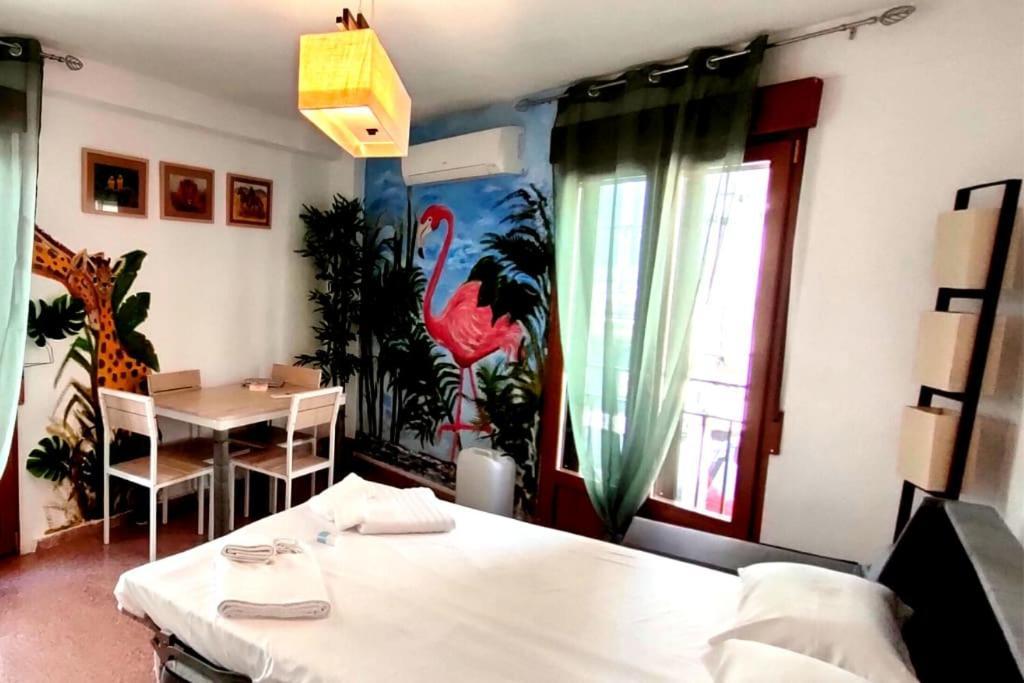 Apartamento En Zona De Ocio Casco Antiguo Alicante