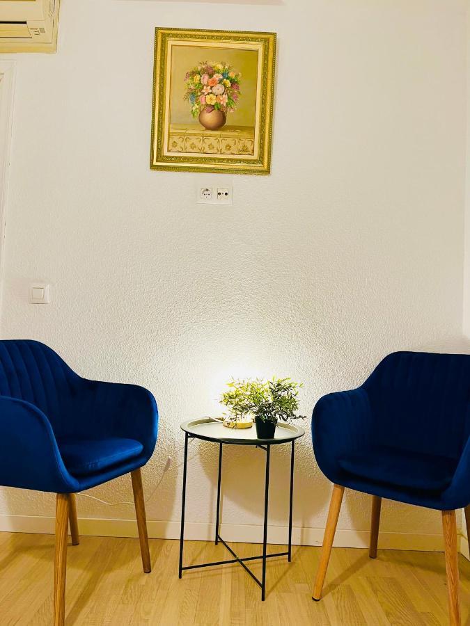 Leo Inn *