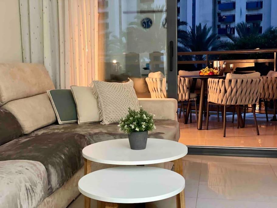 By The Beach, Cala De Benidorm Apartment