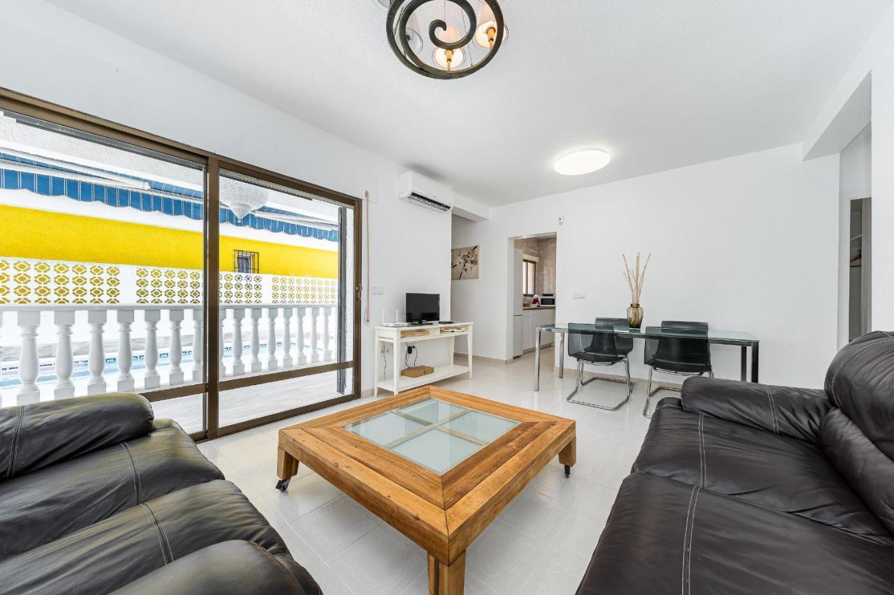 Villasol Con Piscina Apartment