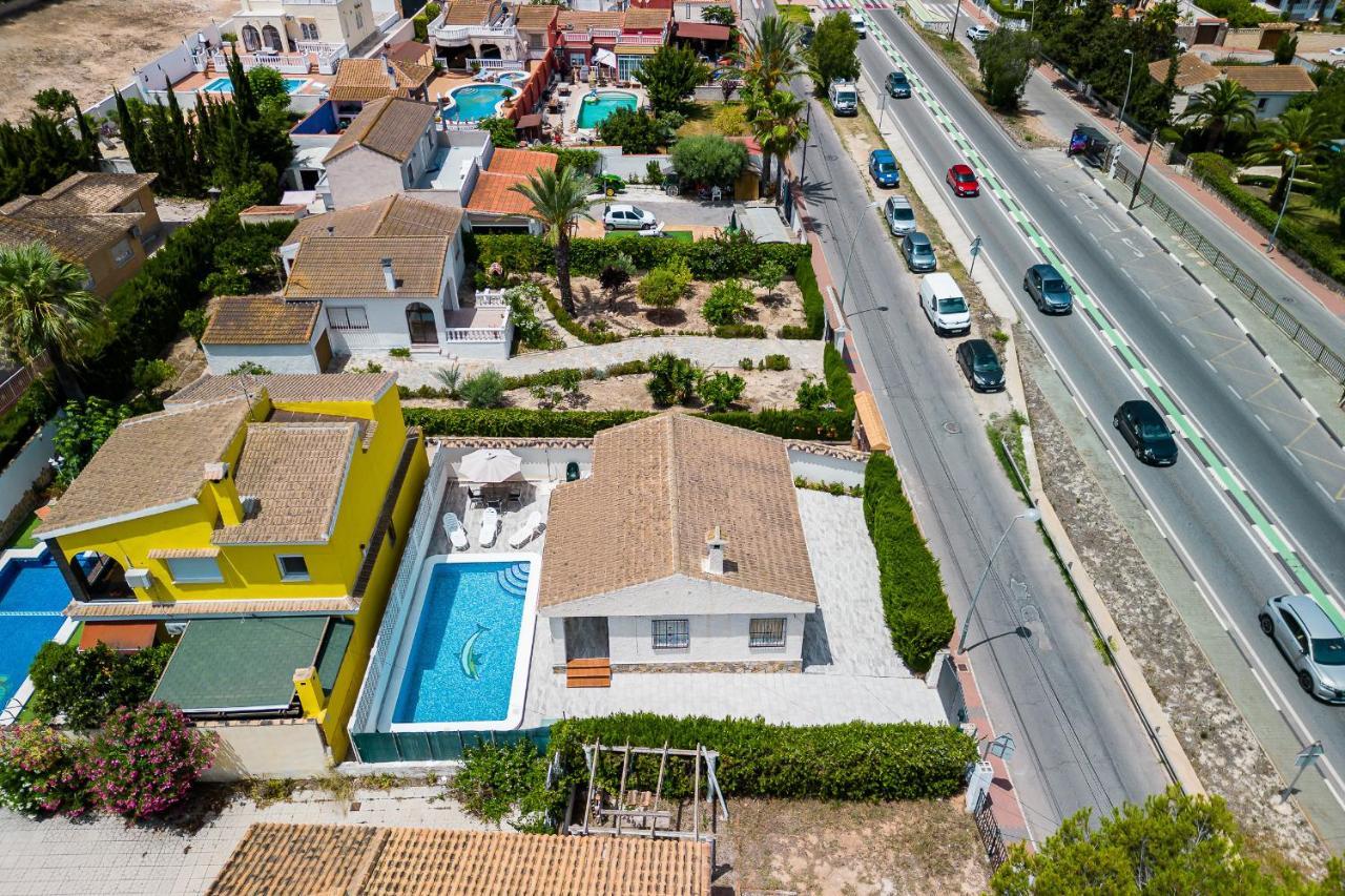Villasol Con Piscina Apartment