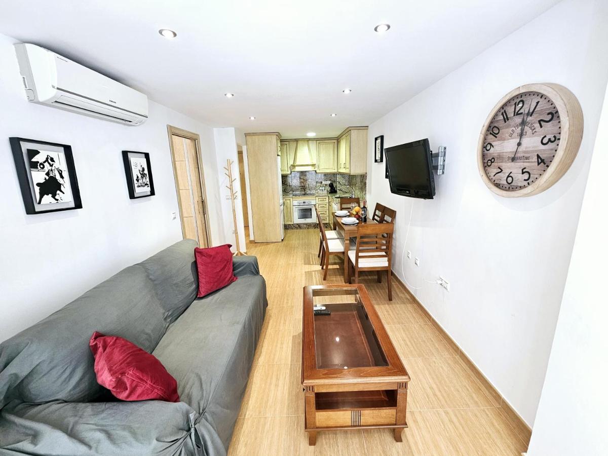 Pandora Center Apartment Alicante