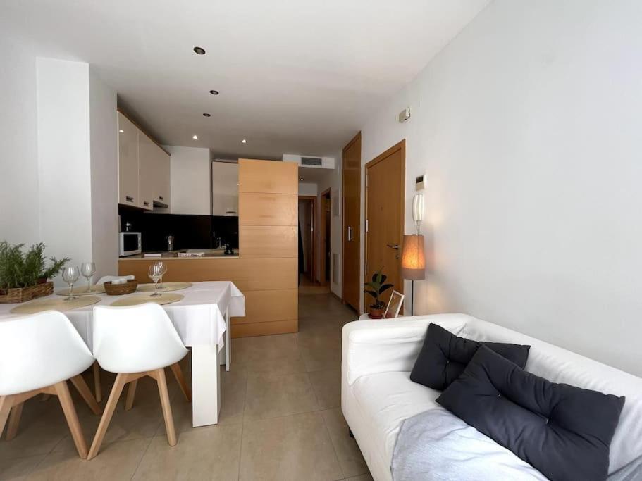 Taima Flats 1 *