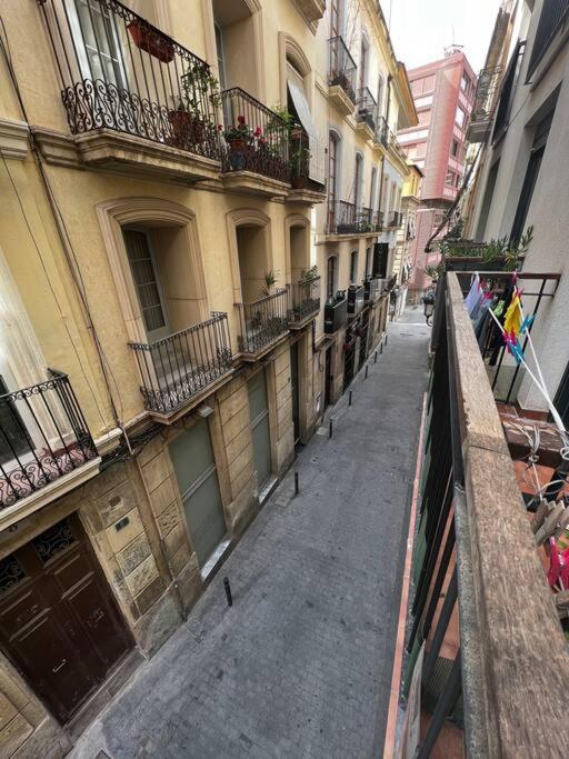 Old Town 1 Bedroom Hideaway Apartment *