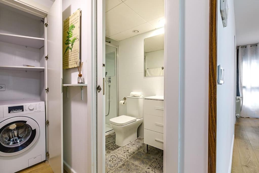 Moderno Apartamento Con Ac En Lorenzo Casanova Apartment